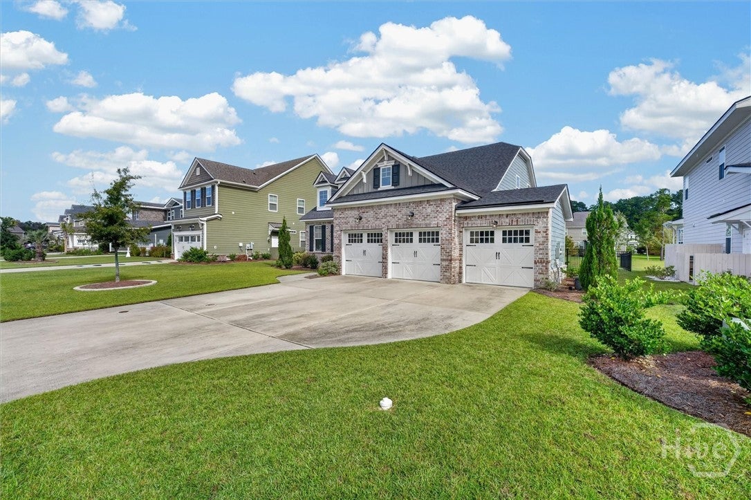 106 Champlain Drive