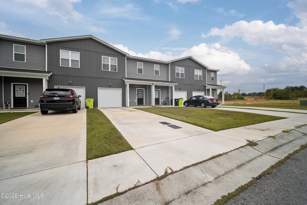 Photo of 252 Winstead Loop, Richlands, NC 28574 (MLS # 100608883)