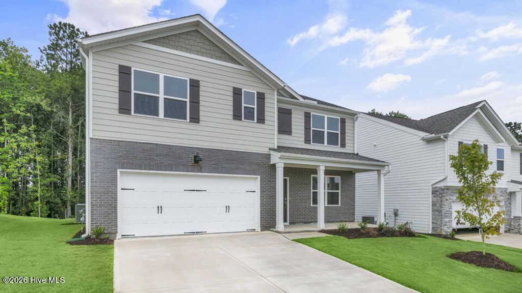 Photo of 1413 Green Ridge Drive, Winterville, NC 28590 (MLS # 100556107)