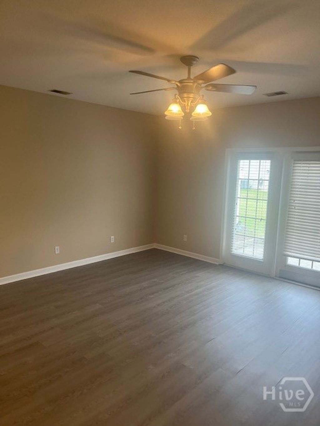 Photo of 45 Canyon Oak Lp, Richmond Hill, GA 31324 (MLS # SA345954)