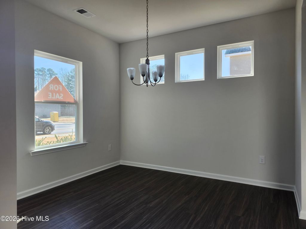 Photo of 1648 Elk Run Drive, Fayetteville, NC 28312 (MLS # 100555164)