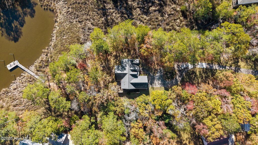 Photo of 625 Plantation Parkway, Oriental, NC 28571 (MLS # 100549024)