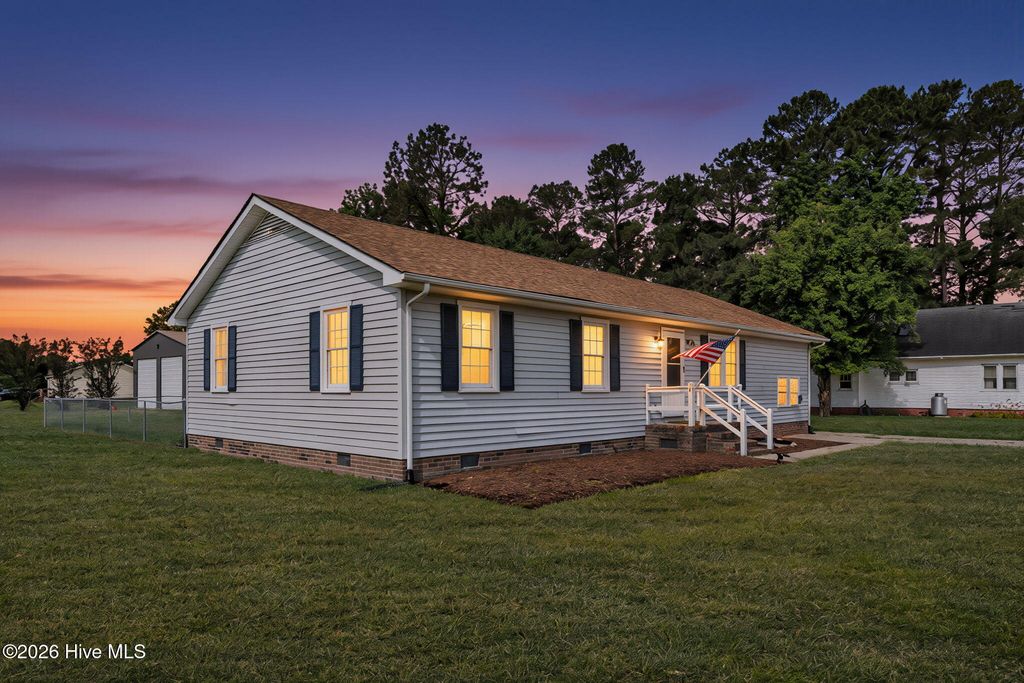 Photo of 1089 Northside Road, Elizabeth City, NC 27909 (MLS # 100577771)