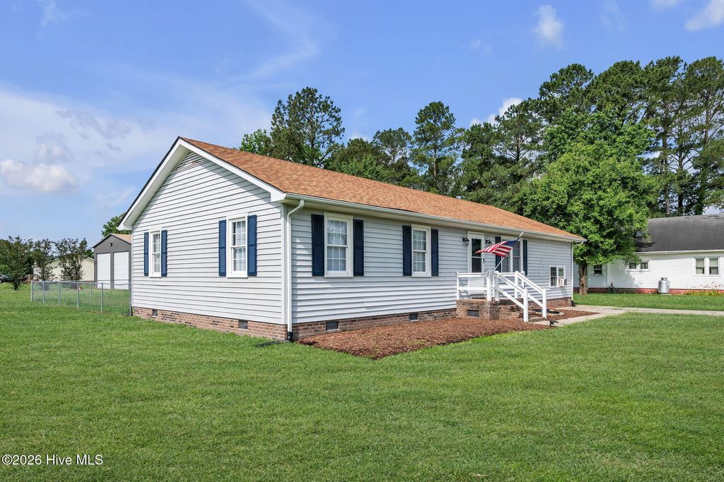 Photo of 1089 Northside Road, Elizabeth City, NC 27909 (MLS # 100577771)