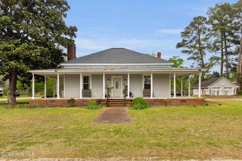 Photo of 308 Pollock Street, Pollocksville, NC 28573 (MLS # 100565675)