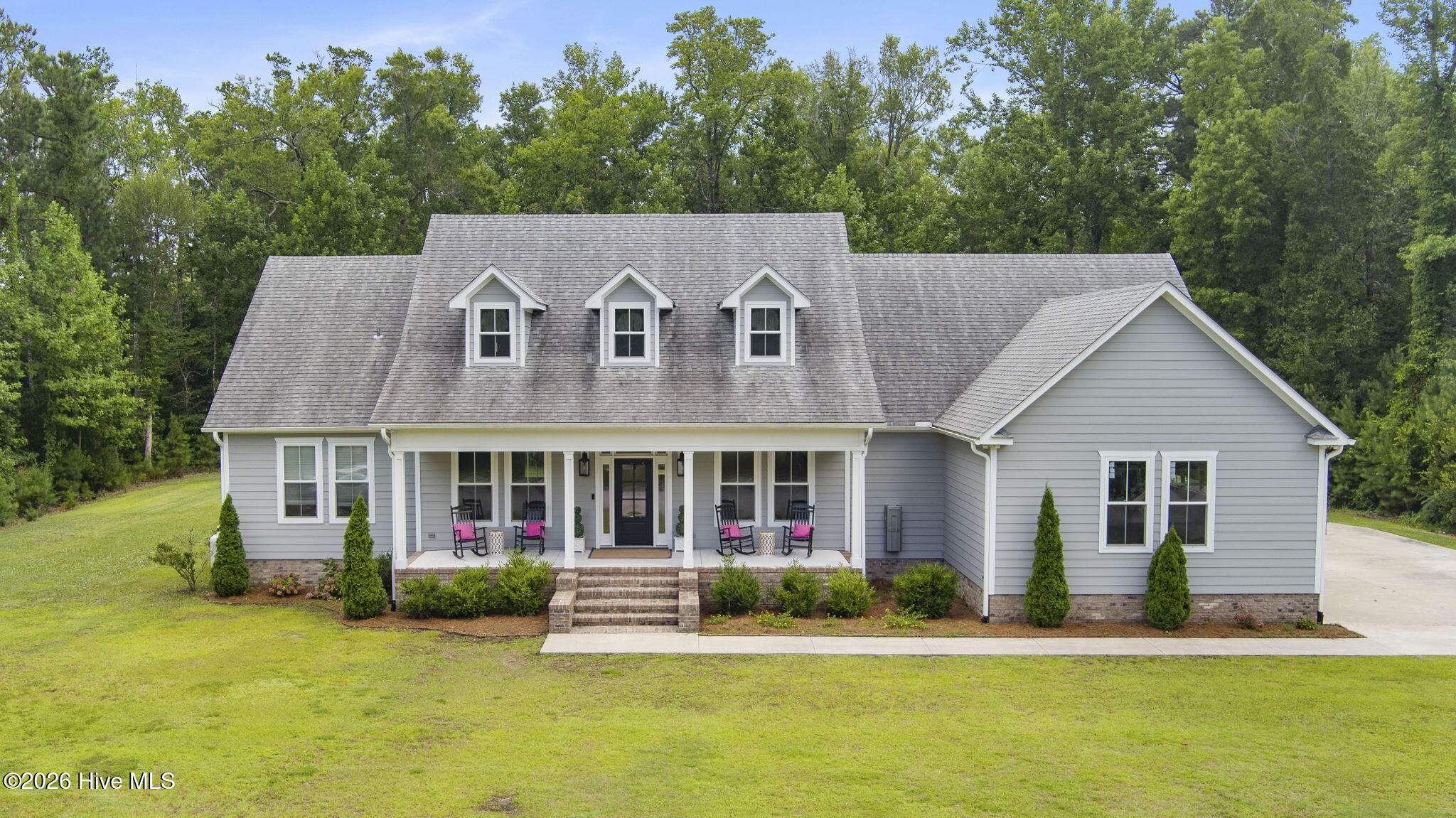 2703 E Fairway Road