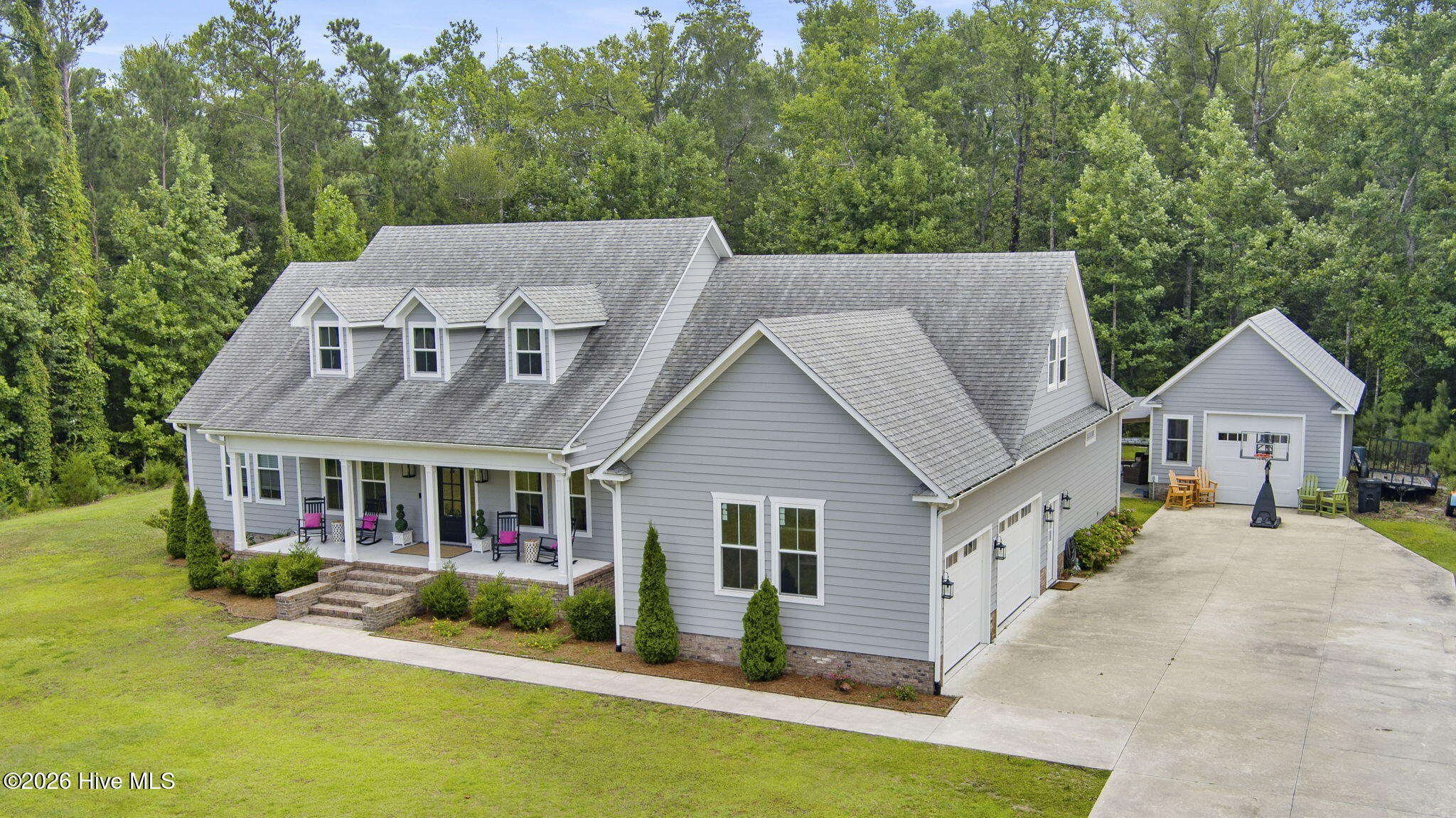 2703 E Fairway Road