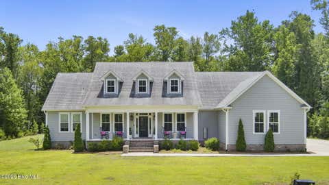Photo of 2703 E Fairway Road, Morehead City, NC 28557 (MLS # 100586587)