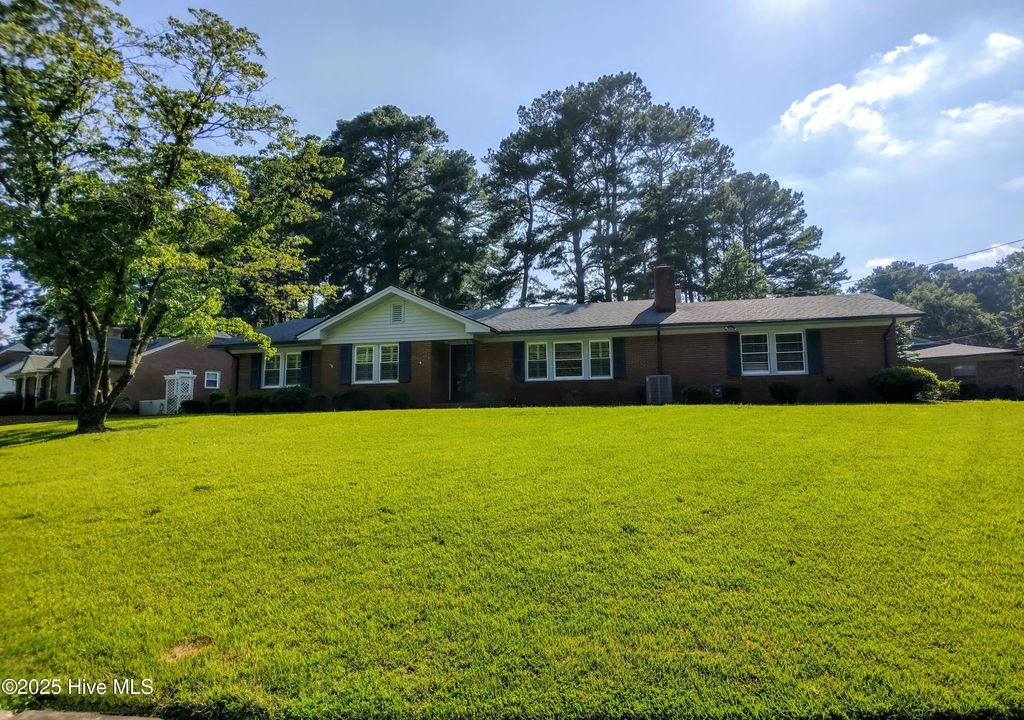 Photo of 1109 Treemont Road NW, Wilson, NC 27896 (MLS # 100517028)