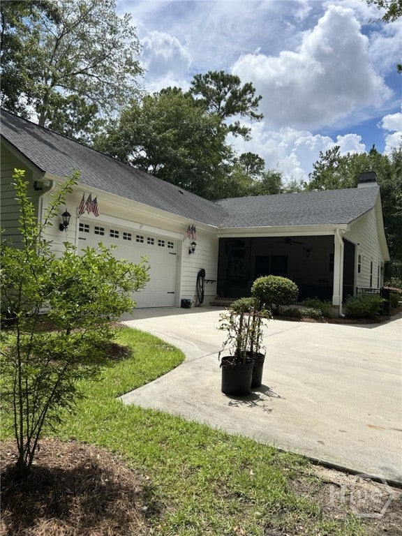 Photo of 59 S Ridgewood Park Drive S, Richmond Hill, GA 31324 (MLS # SA360432)
