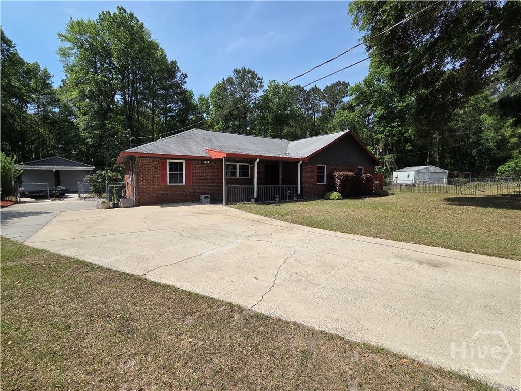 Photo of 600 Cross Creek Drive, Midway, GA 31320 (MLS # SA355350)