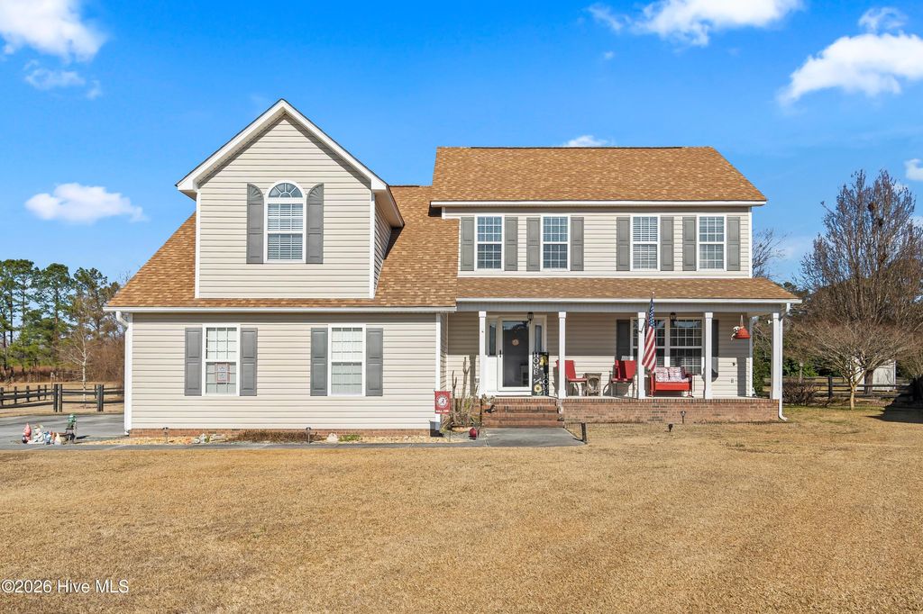 Photo of 218 Bunker Court, Jacksonville, NC 28540 (MLS # 100550055)