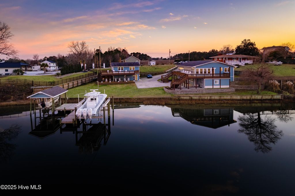 Photo of 225 Great Neck Hill Road, Hubert, NC 28539 (MLS # 100557510)