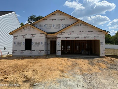 Homes For Sale - 127 Crossvine Street<br/> Johnston County, Selma, NC 27576