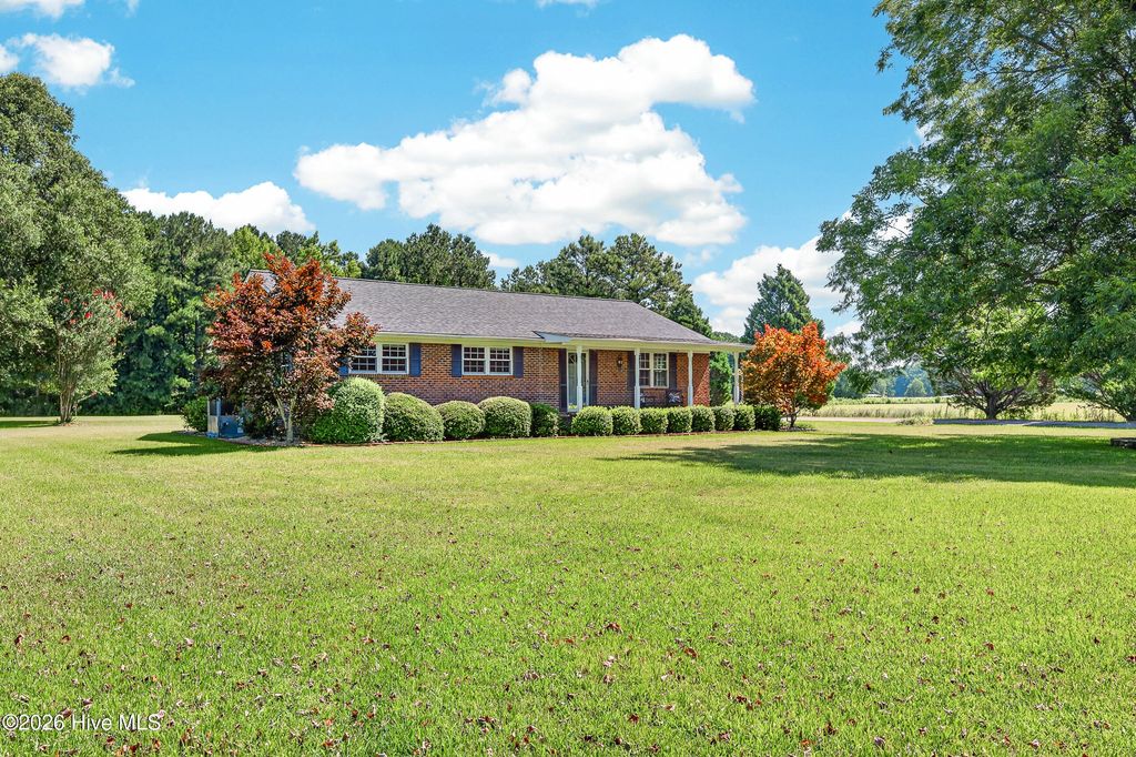 Photo of 446 Ramsey Road, Jacksonville, NC 28546 (MLS # 100590744)