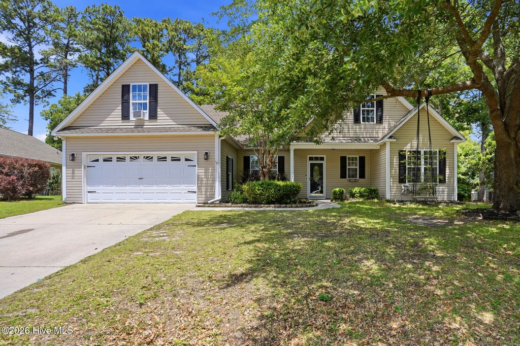 Photo of 103 Southern Magnolia Court, Hampstead, NC 28443 (MLS # 100577785)