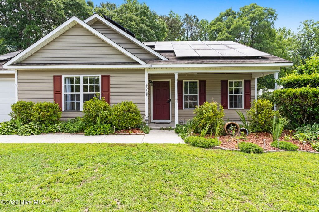 Photo of 9318 Straightway Drive NE, Leland, NC 28451 (MLS # 100572506)