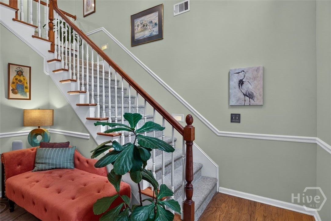 10 Crows Nest Point
