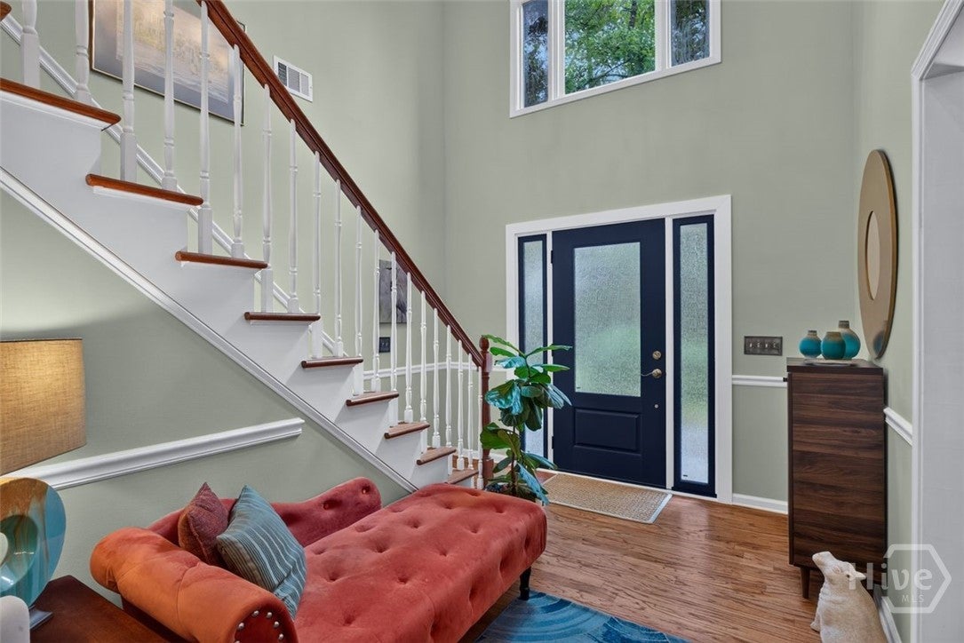 10 Crows Nest Point