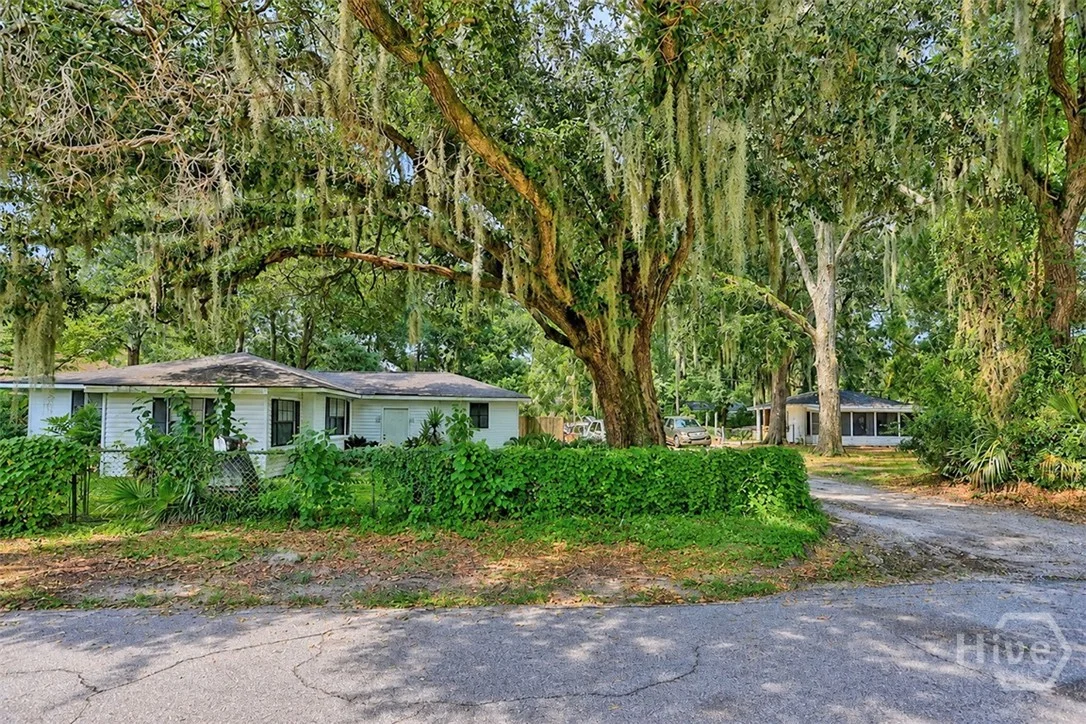 3107 / 3109 Casino Ave, Thunderbolt, GA, 31404