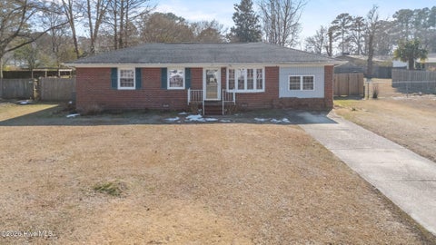 Homes For Sale - 118 Princeton Drive<br/> Onslow County, Jacksonville, NC 28546