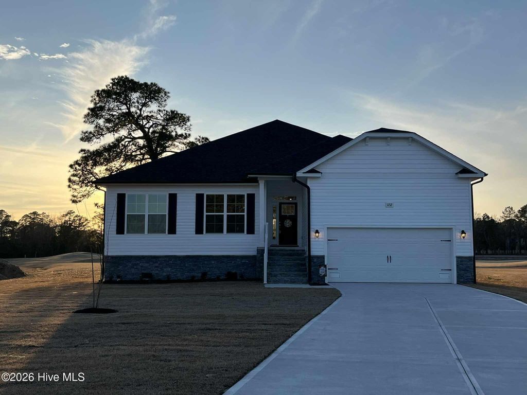 Photo of 1132 Coral Reef Drive, New Bern, NC 28560 (MLS # 100486683)