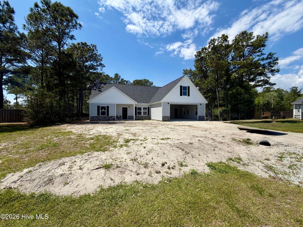 Photo of 504 Saratoga Road, Sneads Ferry, NC 28460 (MLS # 100571193)