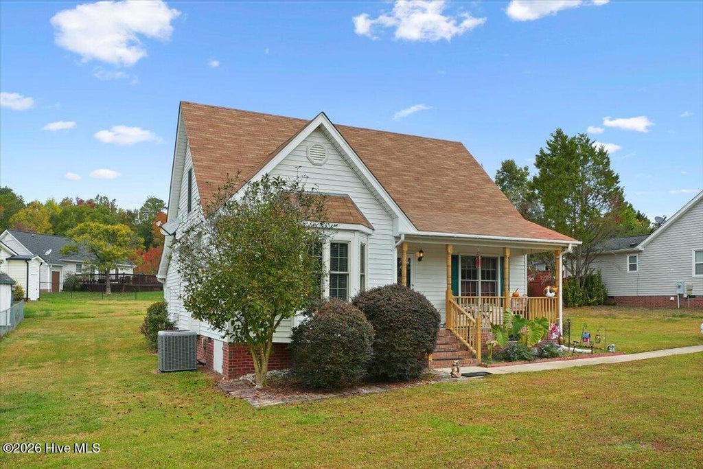 Photo of 556 Yellow Berry Run, Wendell, NC 27591 (MLS # 100613611)