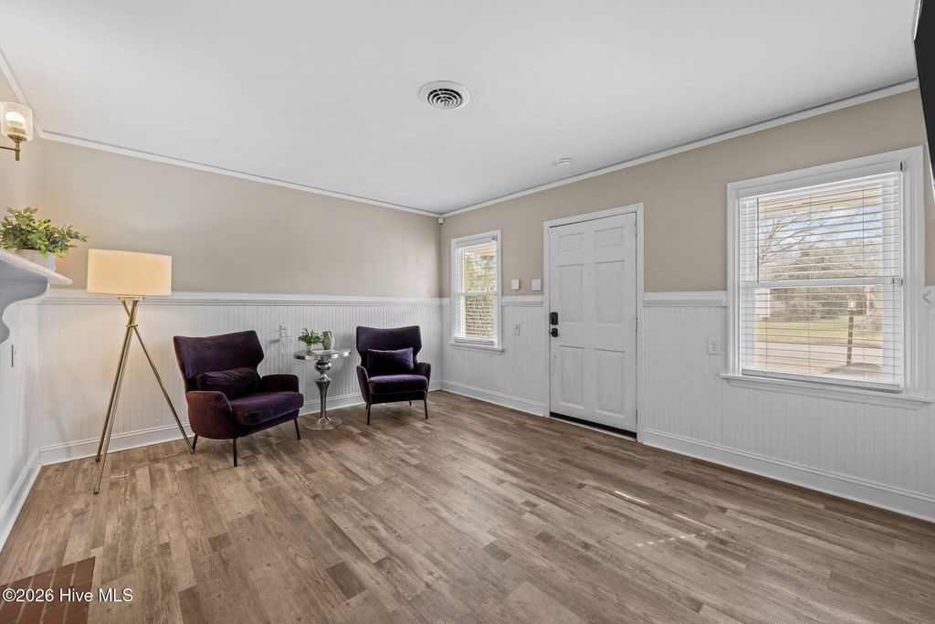 Photo of 1608 Colonial Way, New Bern, NC 28560 (MLS # 100556055)