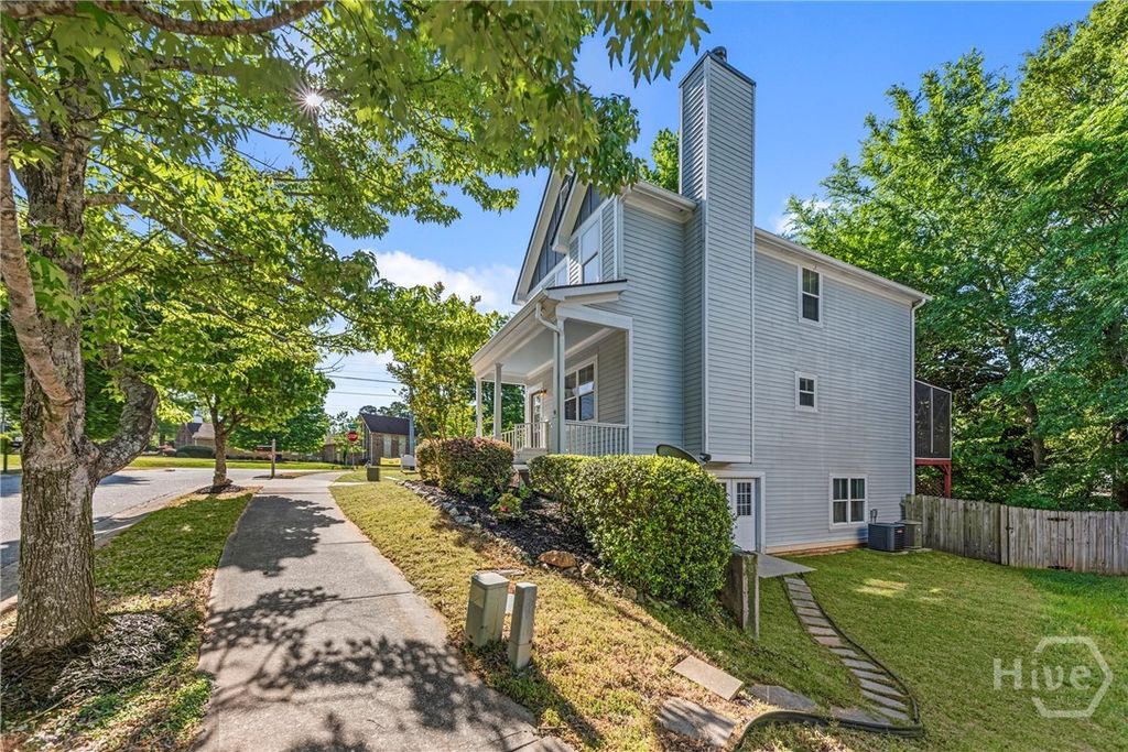 Photo of 584 Edgewood Drive, Athens, GA 30606 (MLS # CL353642)