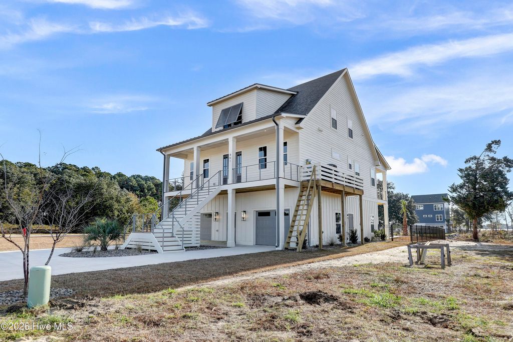 Photo of 828 Lake Willow Way, Holly Ridge, NC 28445 (MLS # 100566719)