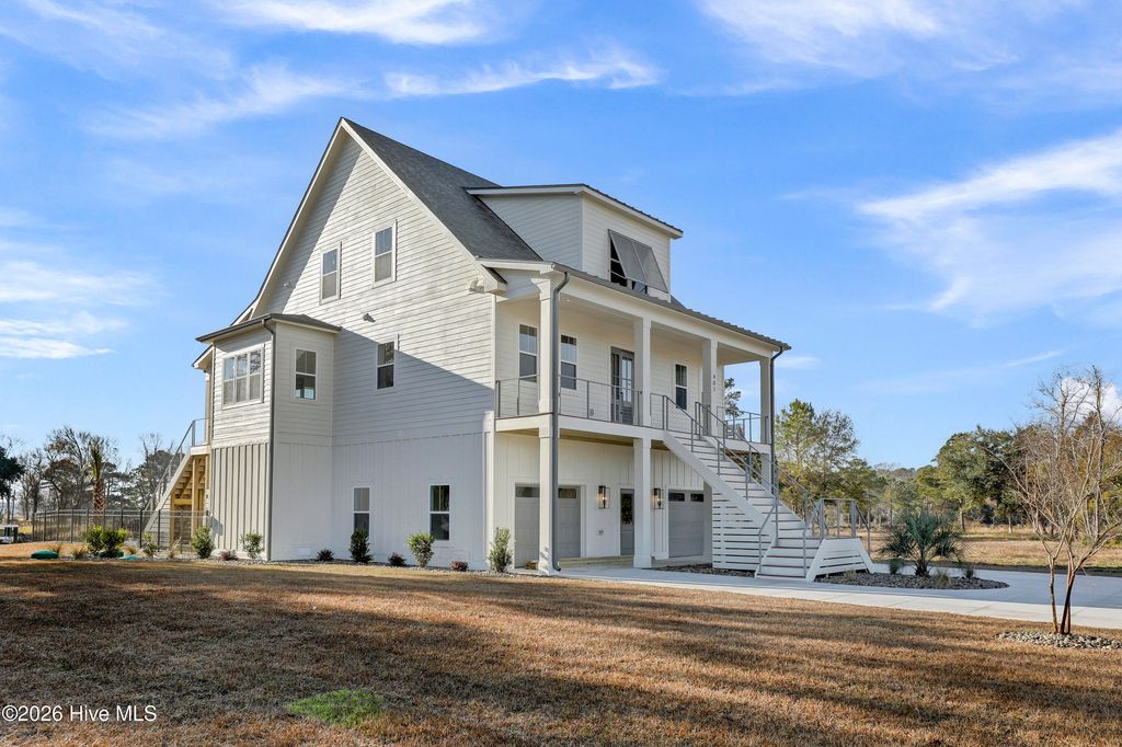 Photo of 828 Lake Willow Way, Holly Ridge, NC 28445 (MLS # 100566719)