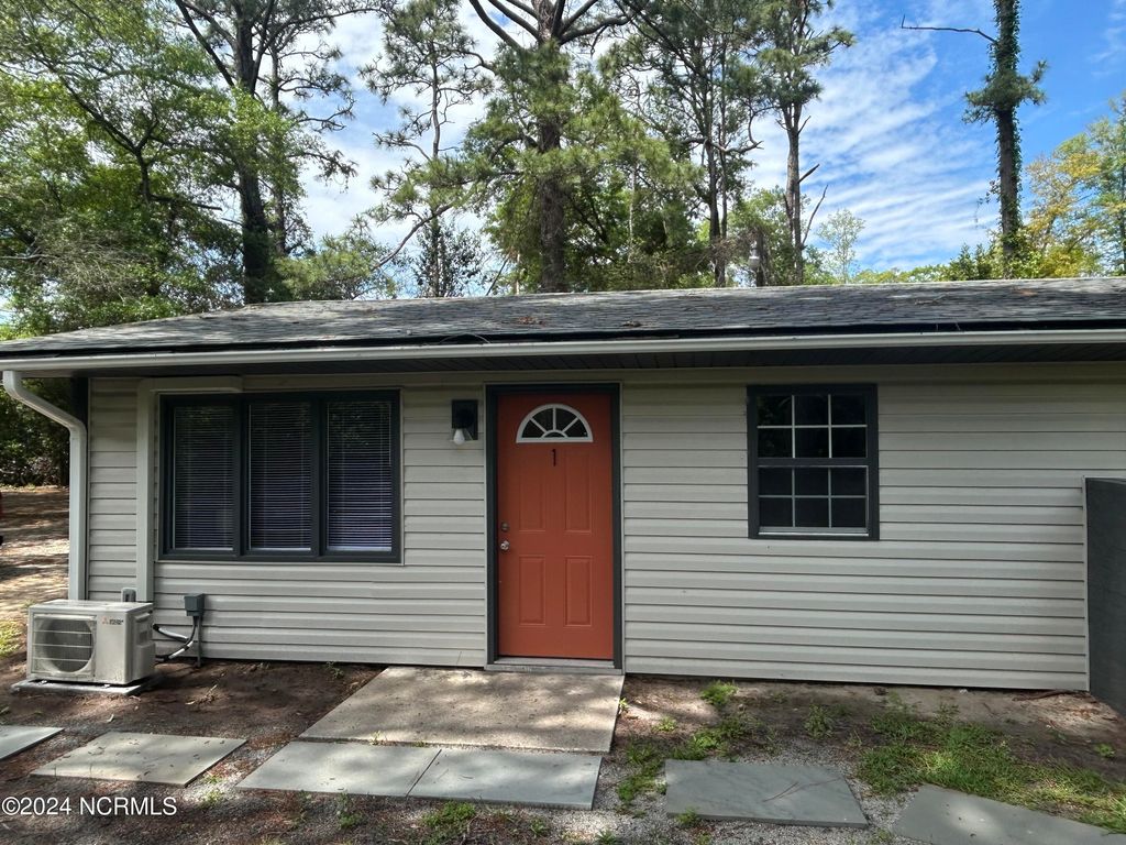 Photo of 1330 N Howe Street #1, Southport, NC 28461 (MLS # 100545718)