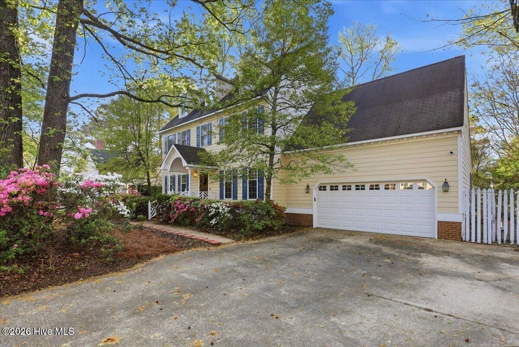 Photo of 154 S Marion Drive, Goldsboro, NC 27534 (MLS # 100565309)