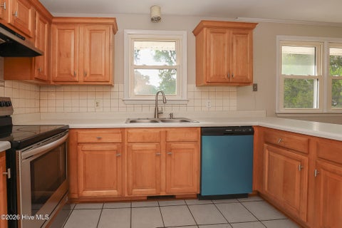 Tiny photo for 804 Gardenview Drive, Jacksonville, NC 28540 (MLS # 100610128)