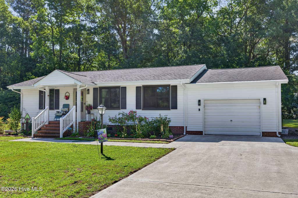 Photo of 146 Lee Street, Kenansville, NC 28349 (MLS # 100579827)