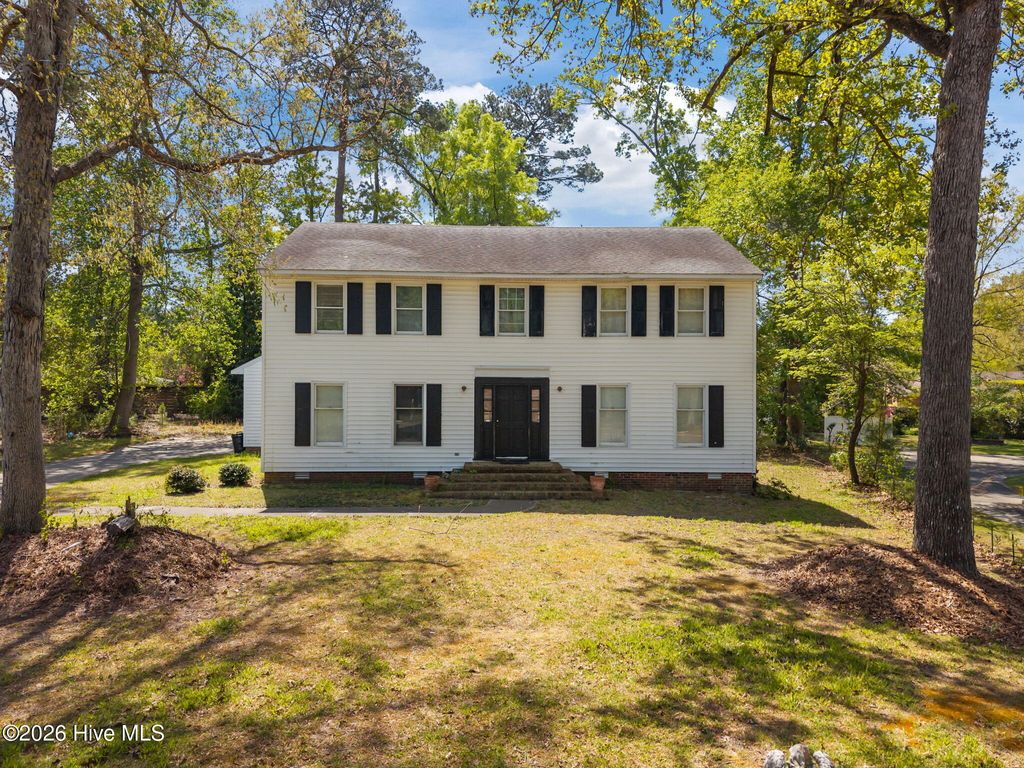 Photo of 1802 Marshburn Circle, Kinston, NC 28504 (MLS # 100566331)
