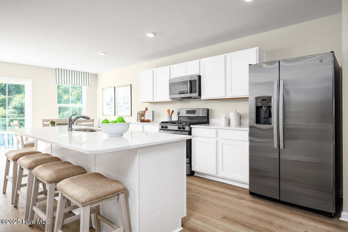 544 Bell Creek Avenue NE