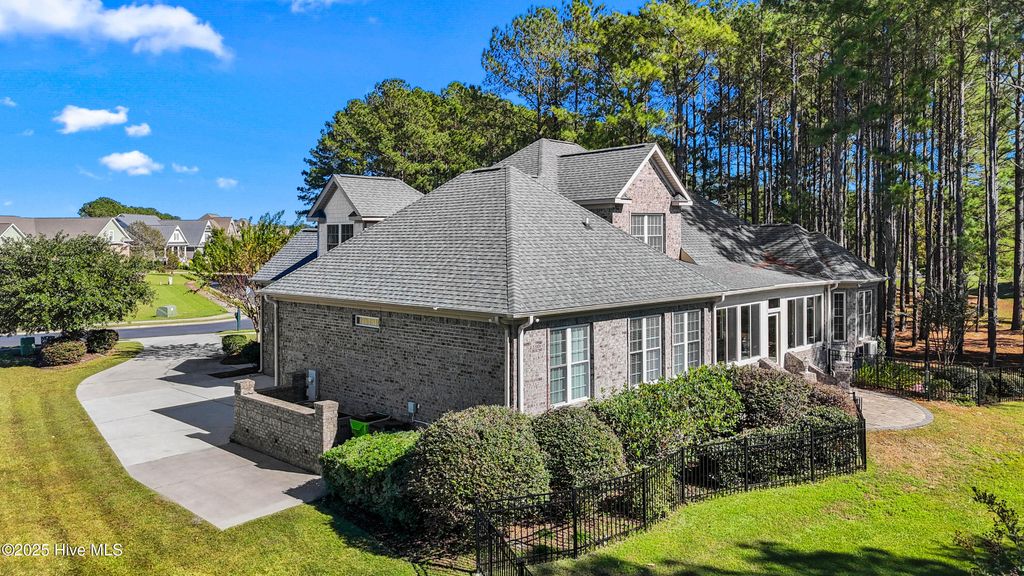 Photo of 433 Crow Creek Drive NW, Calabash, NC 28467 (MLS # 100537525)