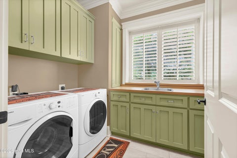 Tiny photo for 2024 Ashland Court, Wilmington, NC 28405 (MLS # 100605141)