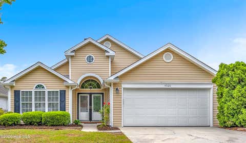 Homes For Sale - 4900 Merlot Court<br/> Wilmington, NC 28409