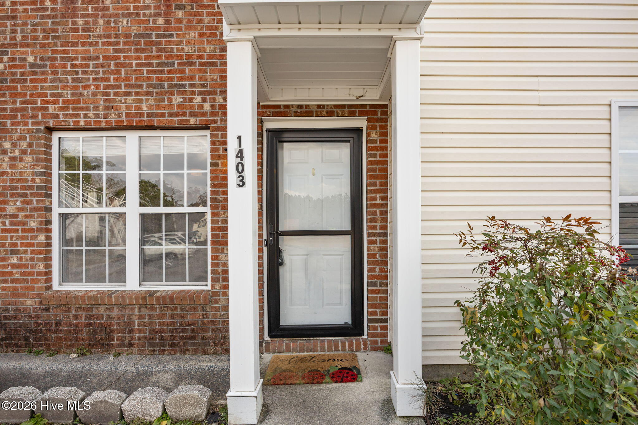 1403 Timberlake Trail