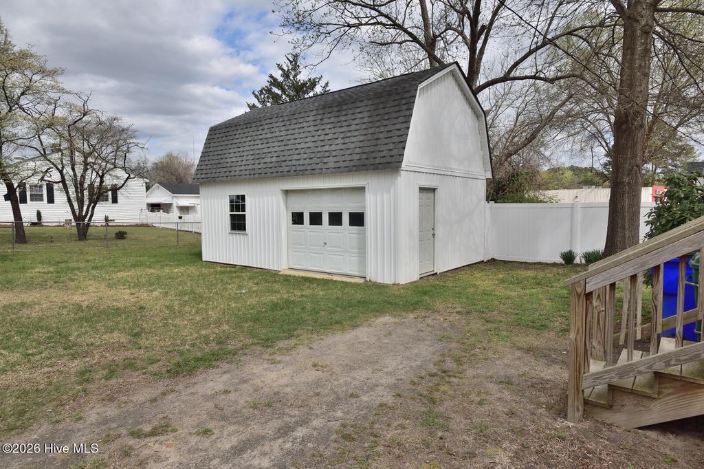 Photo of 610 E Washington Street, Nashville, NC 27856 (MLS # 100563644)