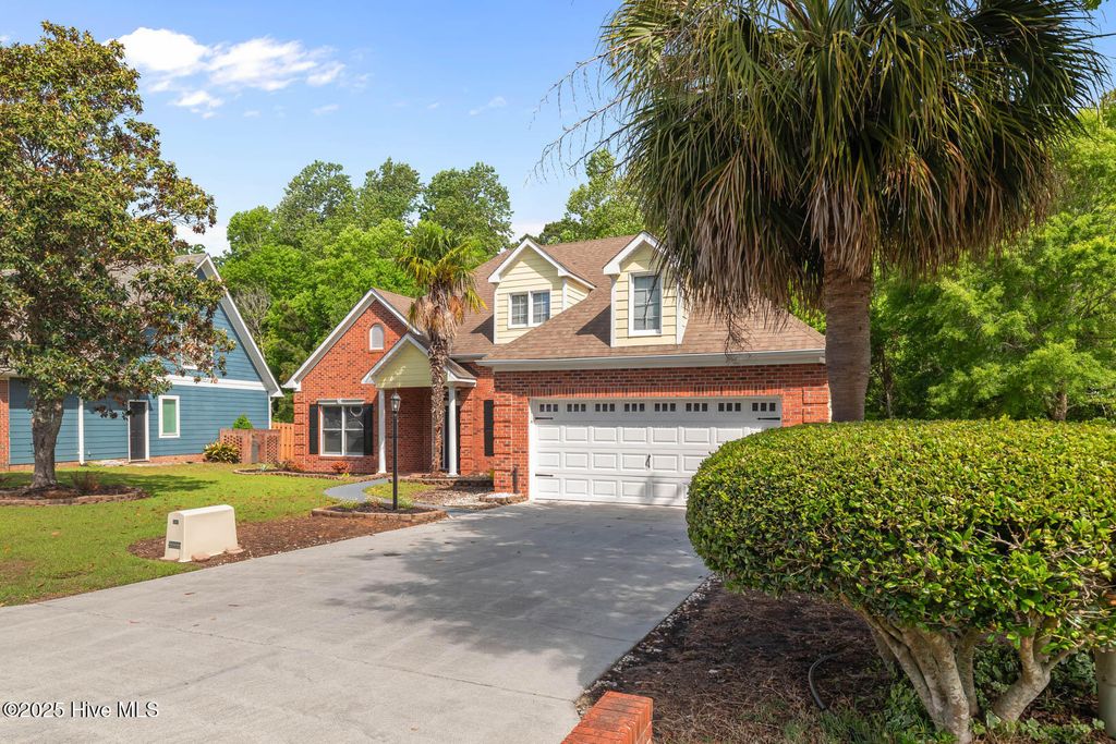 Photo of 1122 Mill Run Road, Sneads Ferry, NC 28460 (MLS # 100544064)