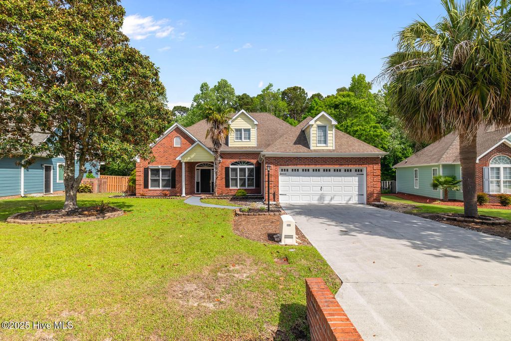 Photo of 1122 Mill Run Road, Sneads Ferry, NC 28460 (MLS # 100544064)