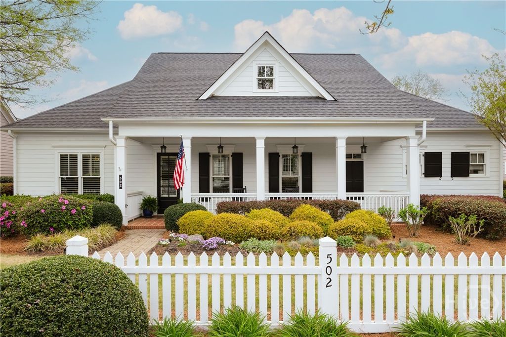 Photo of 502 Navan Lane, Statham, GA 30666 (MLS # CL353461)