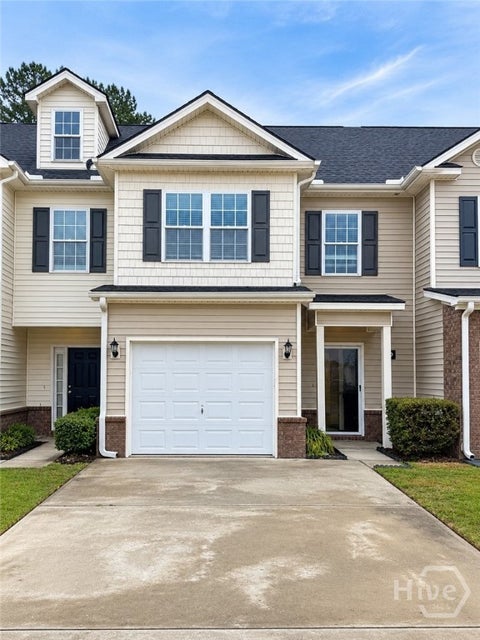 Townhouse For Sale - 180 Canyon Oak Loop<br/> Richmond Hill, GA 31324