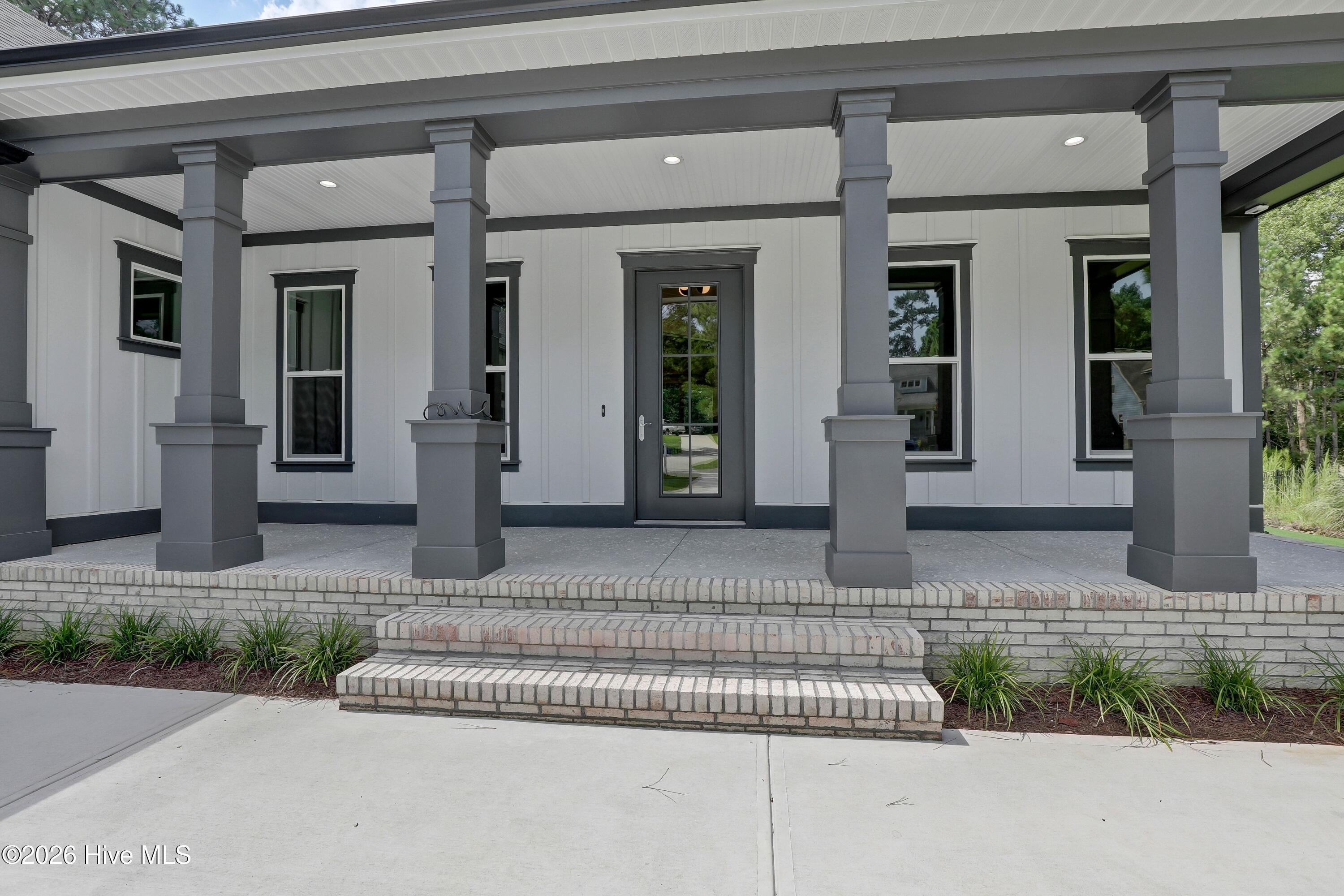 105 Tradewinds Drive
