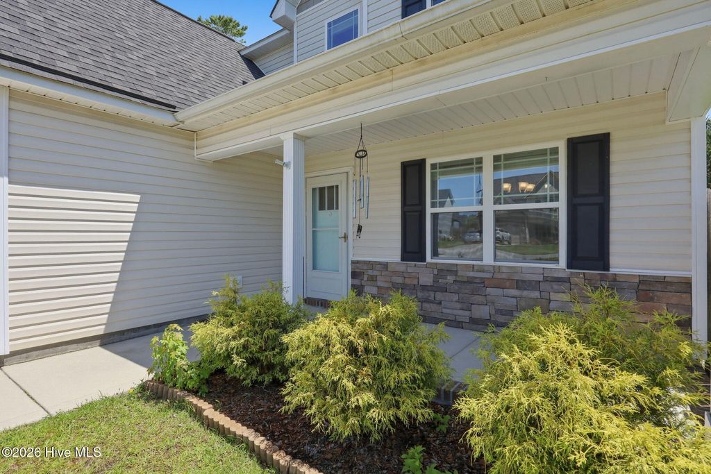 Photo of 121 Barnhouse Road, Jacksonville, NC 28546 (MLS # 100578875)