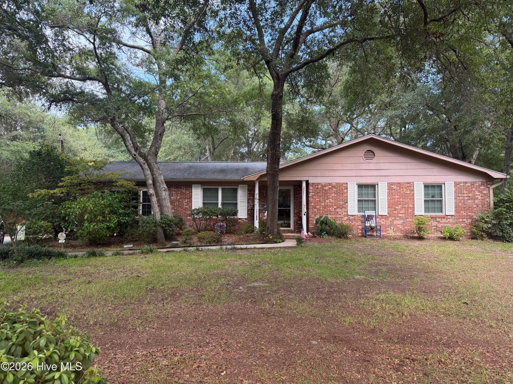 Photo of 810 E Cape Harbor Drive, Southport, NC 28461 (MLS # 100599527)